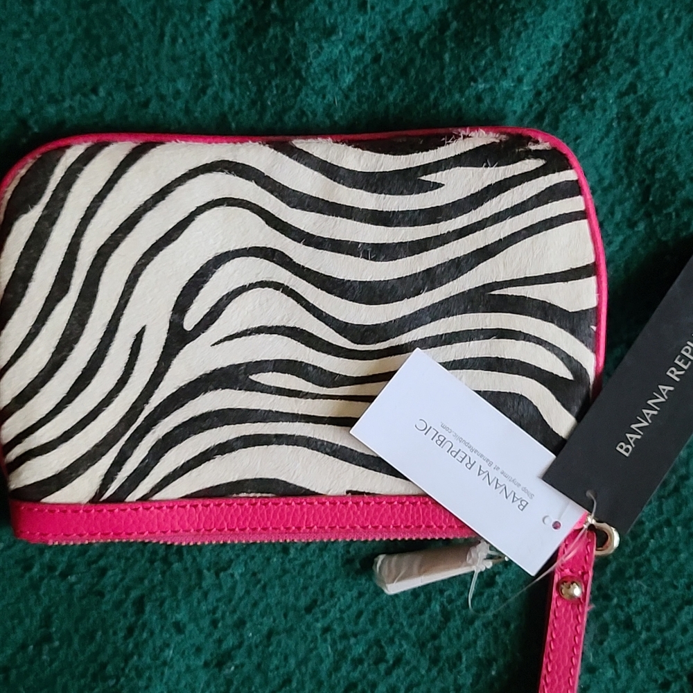 Purses - Picture 5 of 7